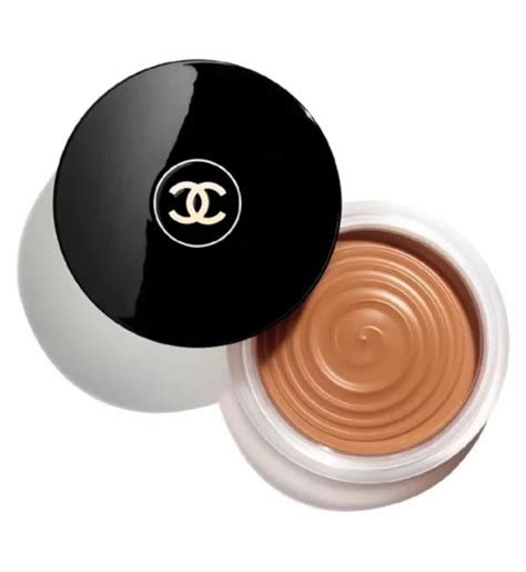 bronze universel chanel avis|Chanel bronzing cream boots.